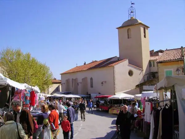 Marché du Centre à Ramatuelle (83)