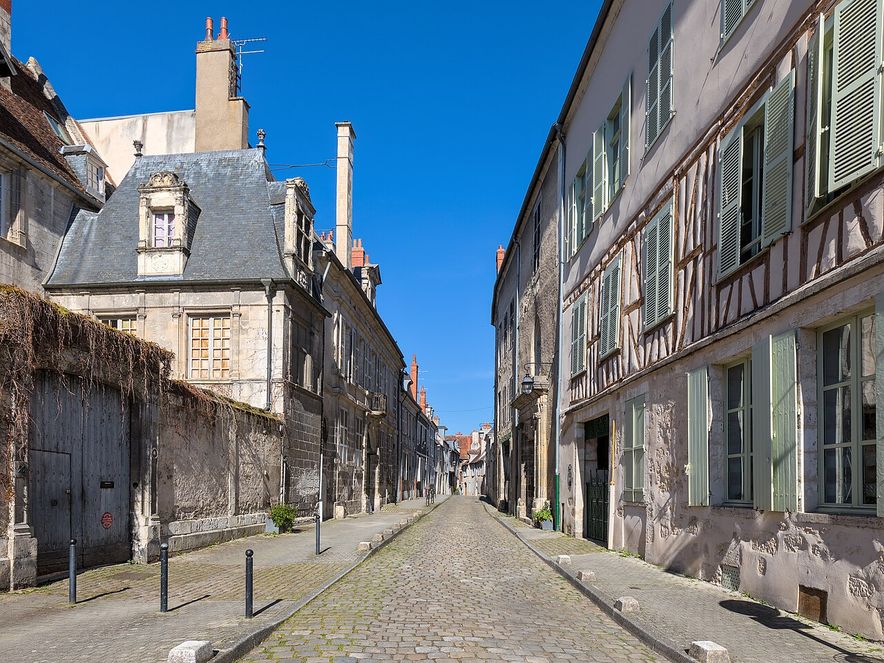 La rue Joyeuse à Bourges
