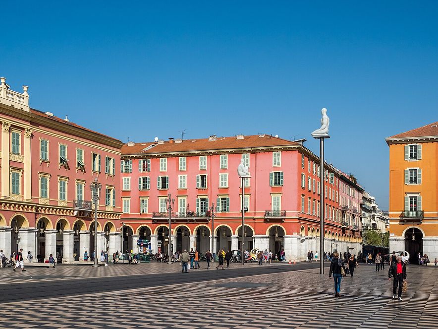 La place Masséna à Nice, à deux pas du jardin Albert-Ier
